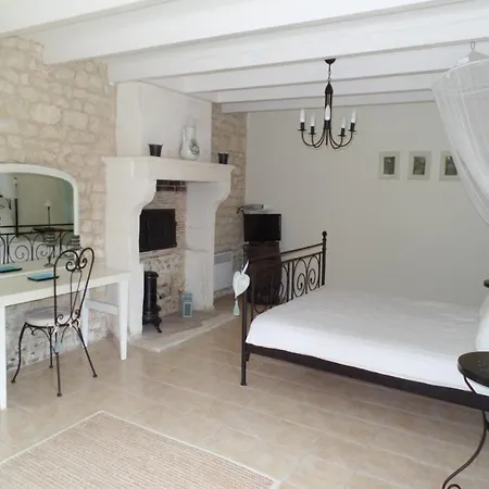 Maison d'hôtes Le Four à Pain Saint-Jean-dʼAngély