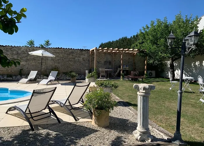 Le Four A Pain Guest house 3*