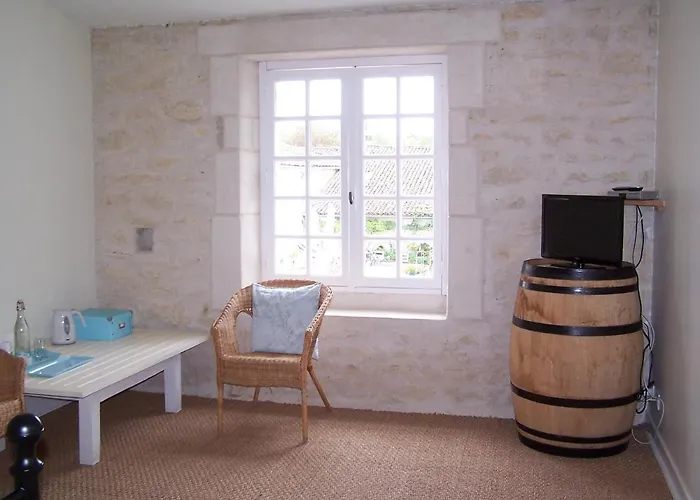 Guest house Le Four A Pain 3*